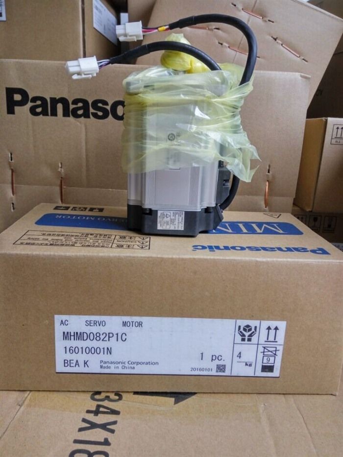 Модуль PANASONIC AC SERVO MOTOR MHMD082P1C ORIGINAL