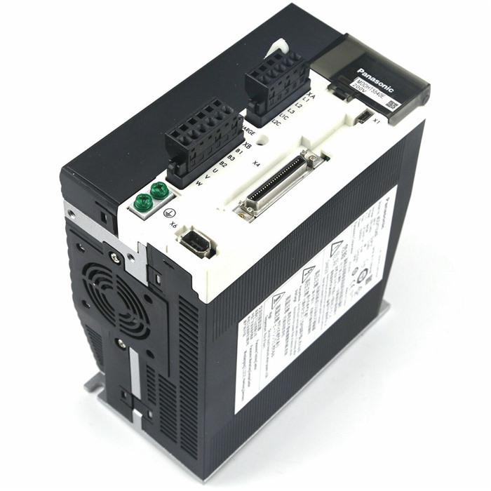 Модуль Panasonic MDDHT5540E Servo Drive