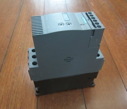 Модуль Siemens 3RW4027-1BB04