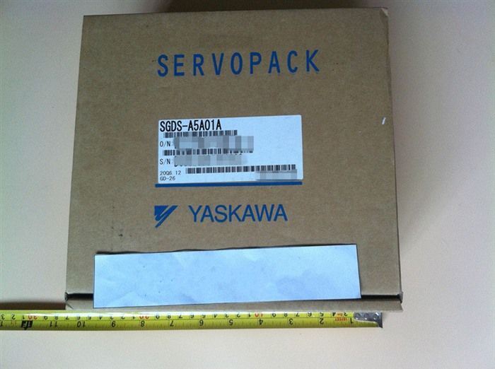 Модуль YASKAWA AC SERVO DRIVER SGDS-A5A01A SGDSA5A01A