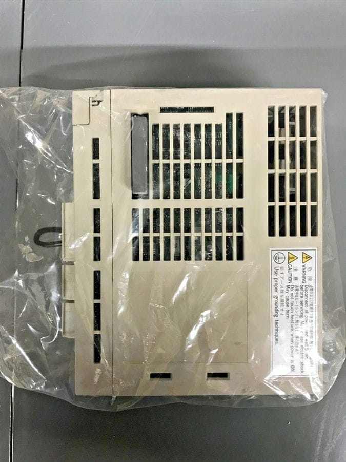 Модуль Yaskawa SGDH-04AE