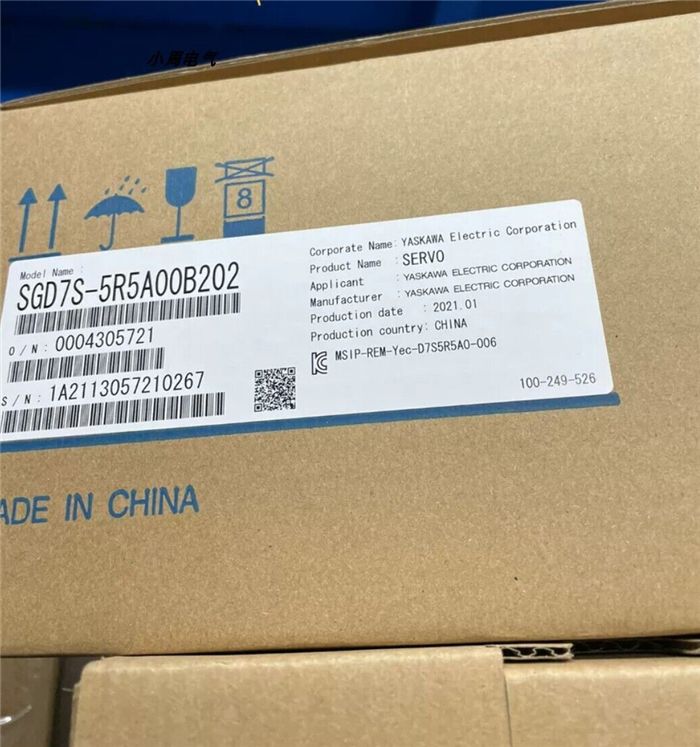 Модуль YASKAWA SGD7S-5R5A00B202 SERVO DRIVER SGD7S5R5A00B202