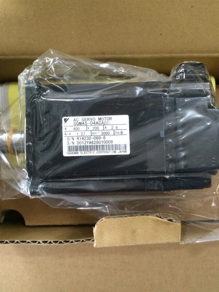 Модуль YASKAWA AC SERVO MOTOR SGMAS-04ACA41 ORIGINAL