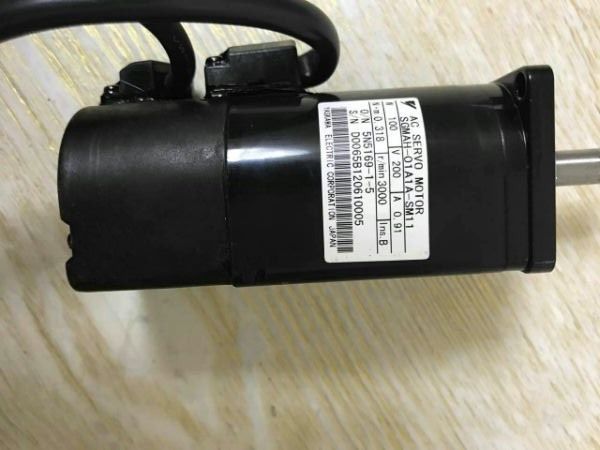 Модуль YASKAWA AC SERVO MOTOR SGMAH-01A1A-SM11