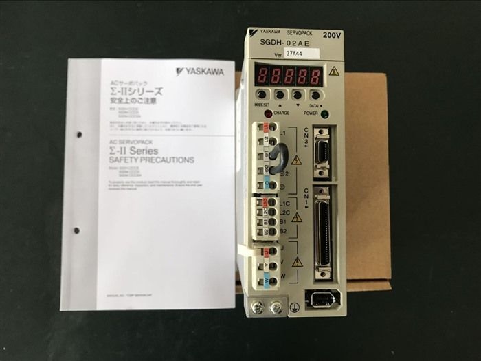 Модуль YASKAWA AC SERVO DRIVER SGDH-02AE SGDH02AE ORIGINAL
