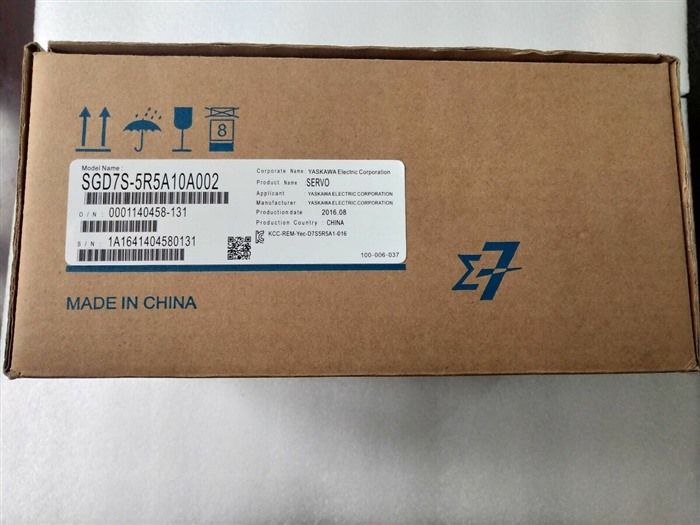 Модуль ORIGINAL YASKAWA AC SERVO DRIVER SGD7S-5R5A10A002