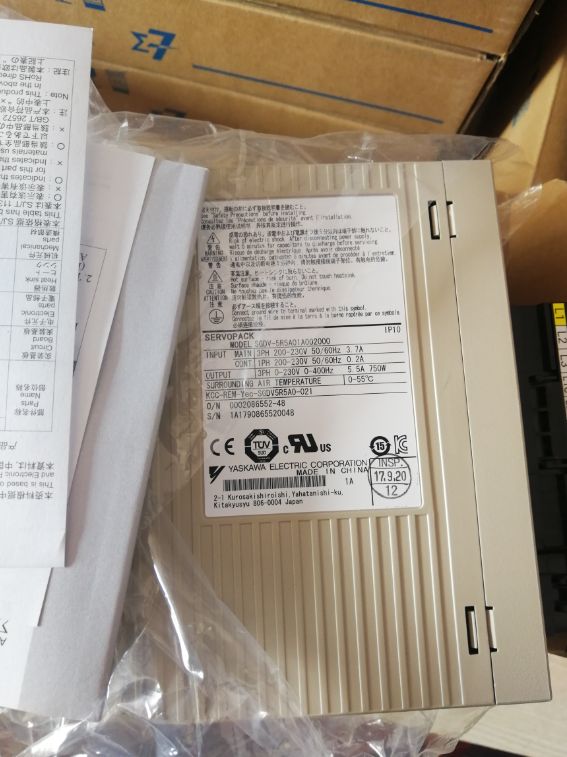 Модуль YASKAWA SGDV-5R5A01A002000 SERVO DRIVE SGDV-5R5A01A002000