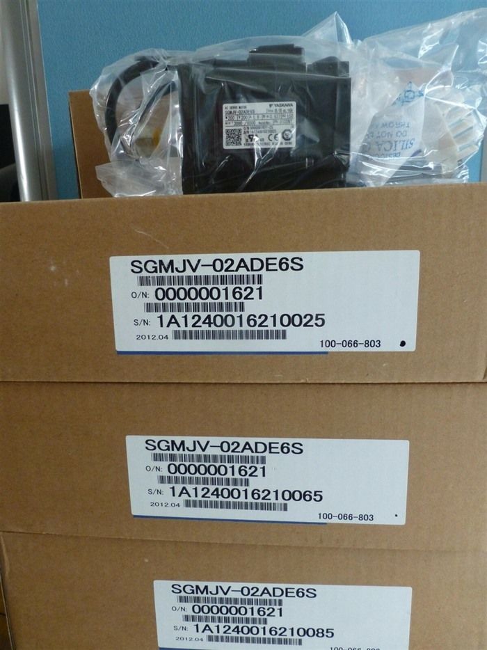 Модуль YASKAWA AC SERVO MOTOR SGMJV-02ADE6S SGMJV02ADE6S
