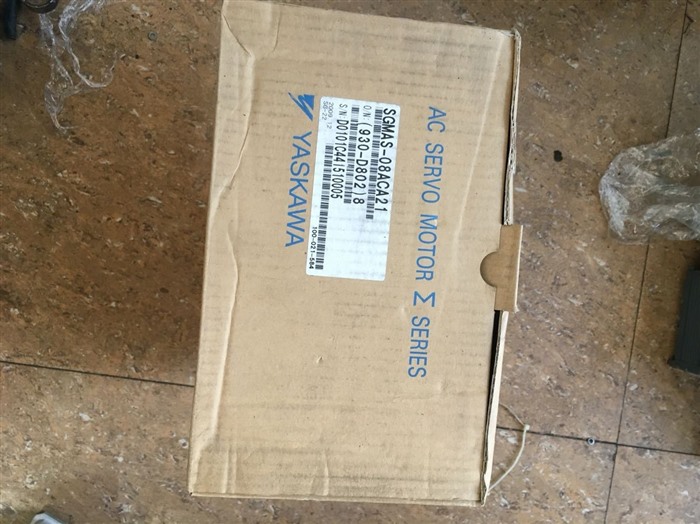 Модуль YASKAWA AC SERVO MOTOR SGMAS-08ACA21 SGMAS08ACA21