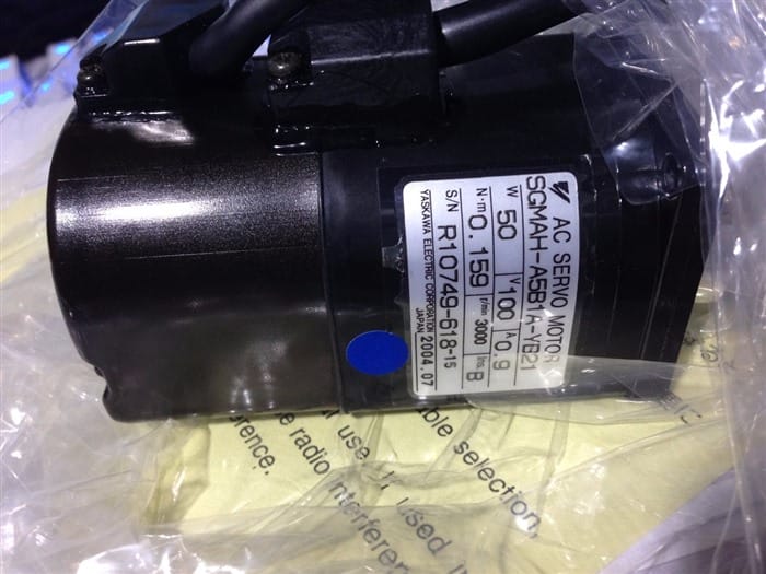 Модуль YASKAWA SGMAH-A5B1A-YB21