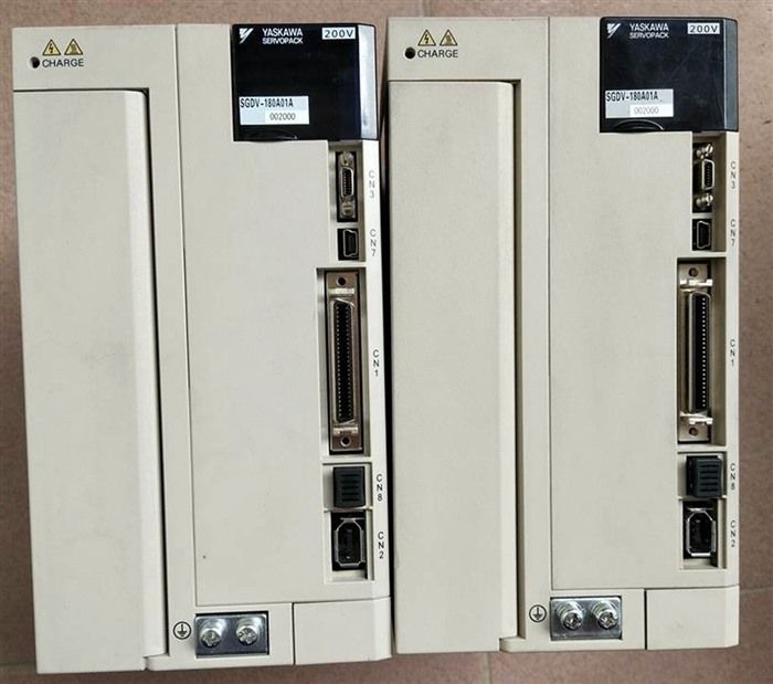 Модуль Yaskawa SGDV-180A01A SGDV180A01A AC Servo Drive
