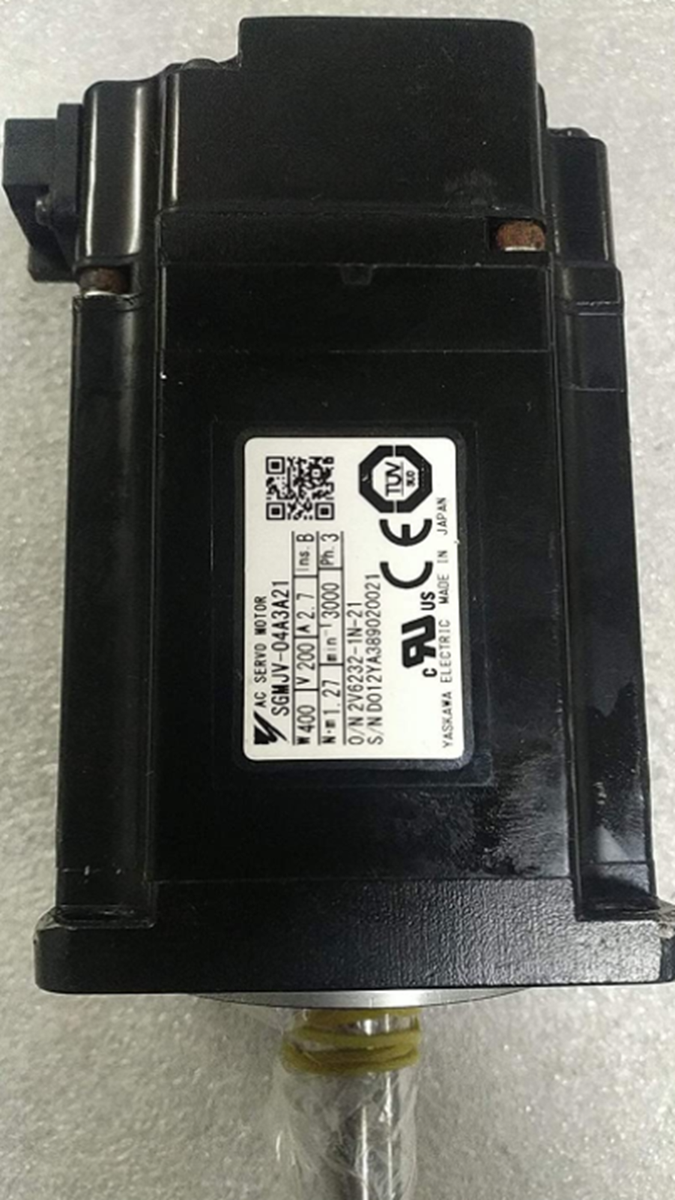 Модуль YASKAWA SGMJV-04A3A21 Servo Motor
