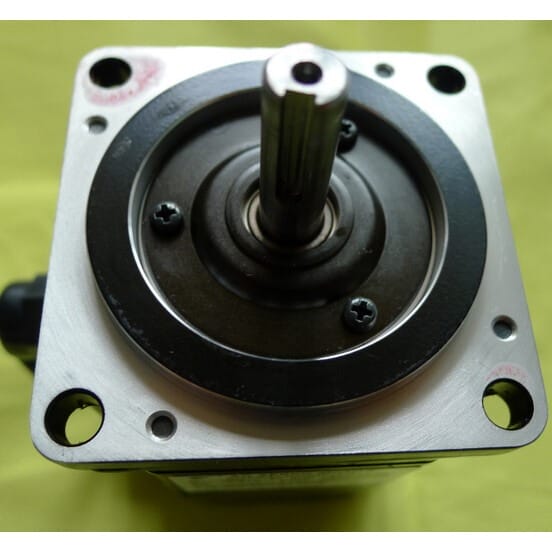 Модуль YASKAWA SGMPH-01AAE-YA11