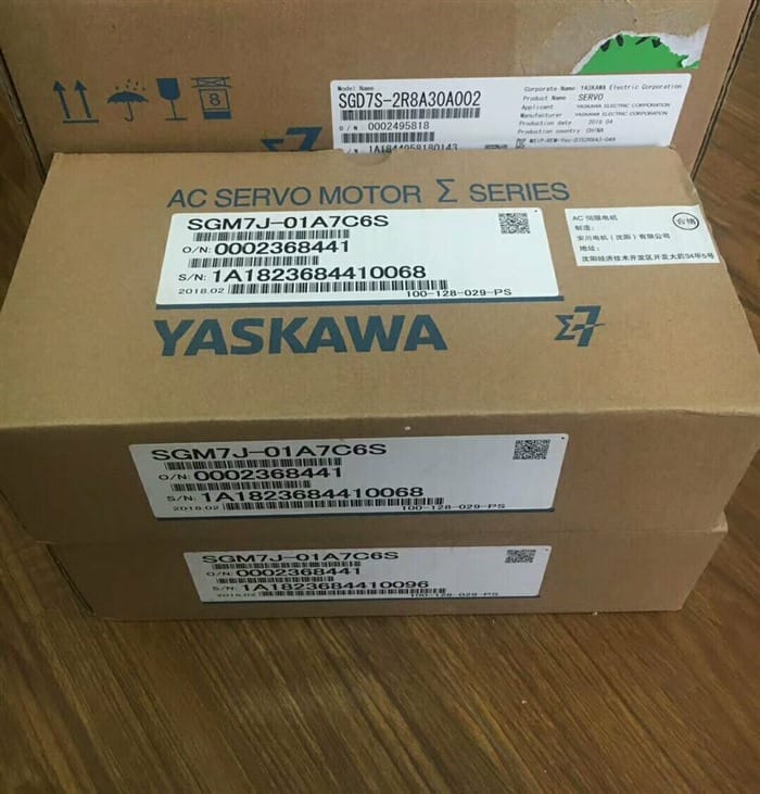 Модуль YASKAWA SGM7J-01A7C6S