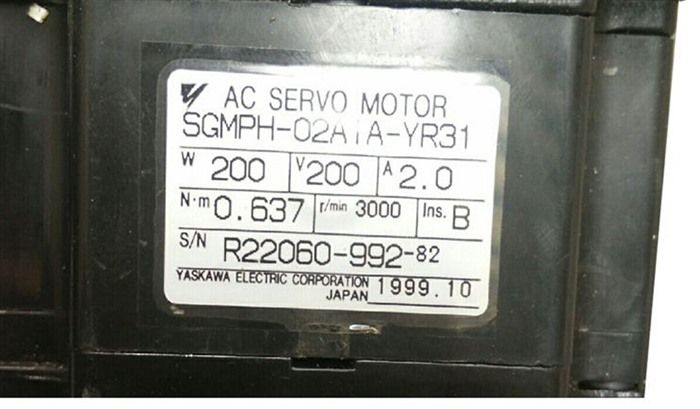 Модуль YASKAWA SGMPH-02A1A-YR31 Servo Motor