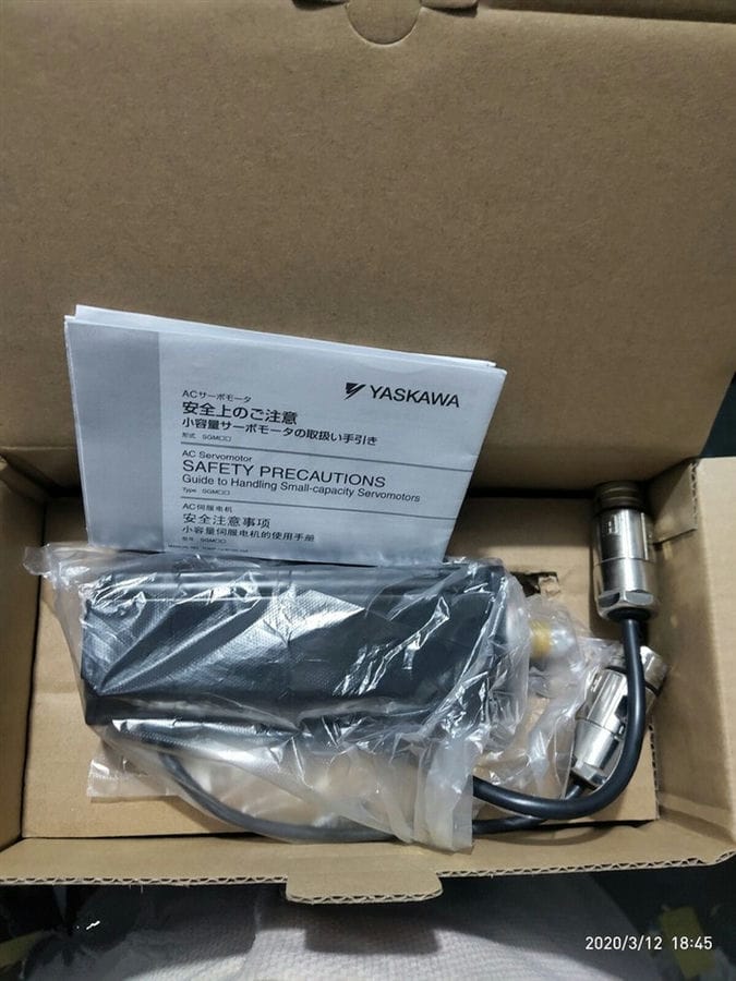 Модуль YASKAWA SGMAH-04A1A6CD-OY