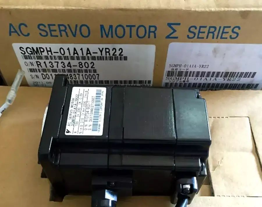 Модуль Yaskawa SGMPH-01A1A-YR22