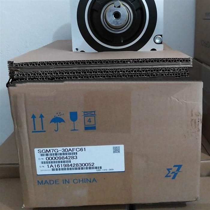 Модуль Yaskawa SGM7G-30AFC61