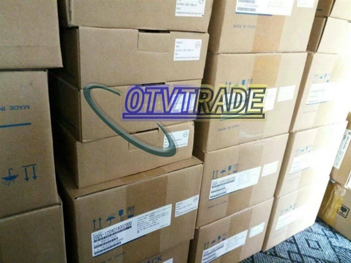 Модуль YASKAWA SERVO MOTOR SGMAH-01AAA21D-OY