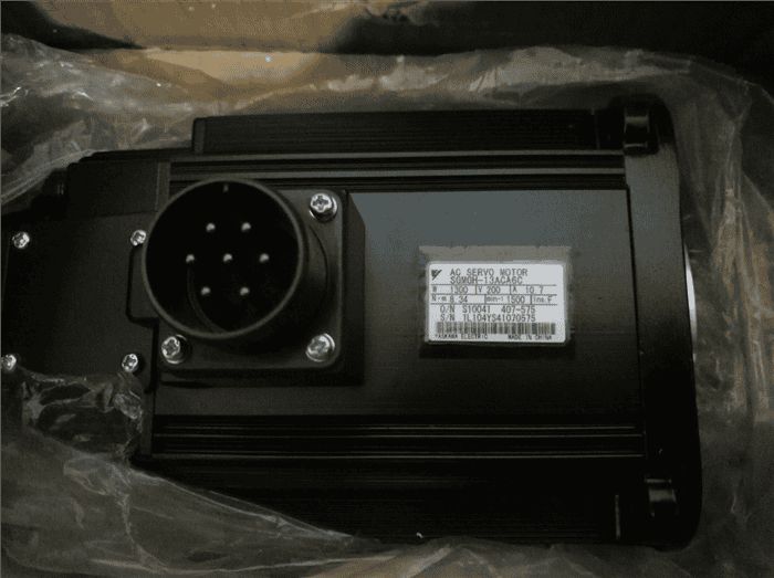 Модуль YASKAWA SGMGH-12ACB6C