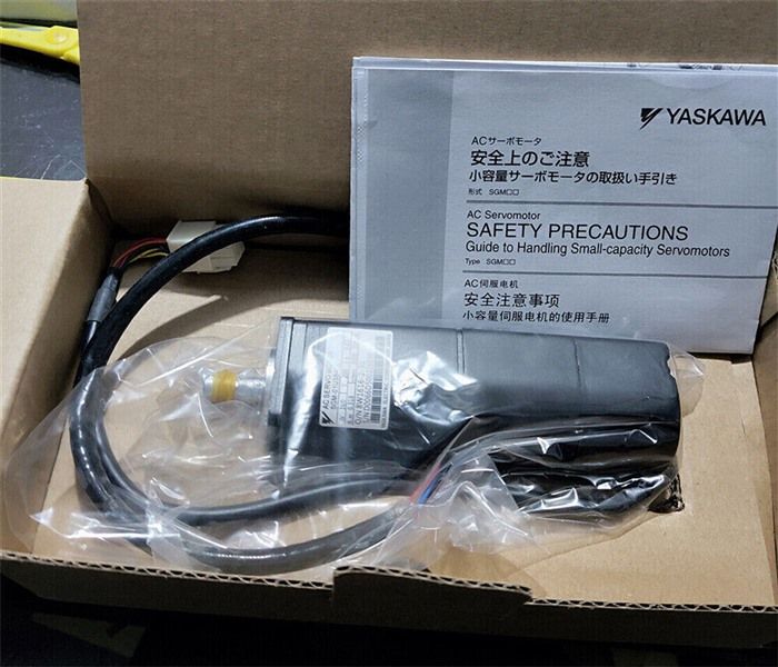 Модуль YASKAWA SGM-A8A3TA11 SERVO MOTOR SGMA8A3TA11