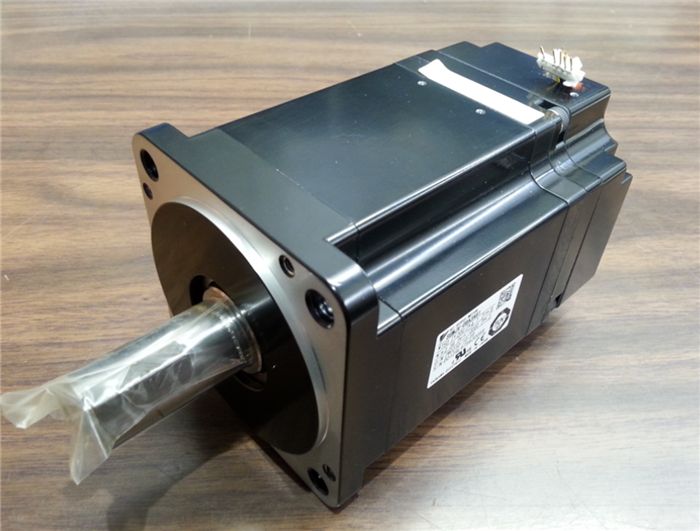 Модуль YASKAWA SGMJV-A5A3A61 Servo Motor