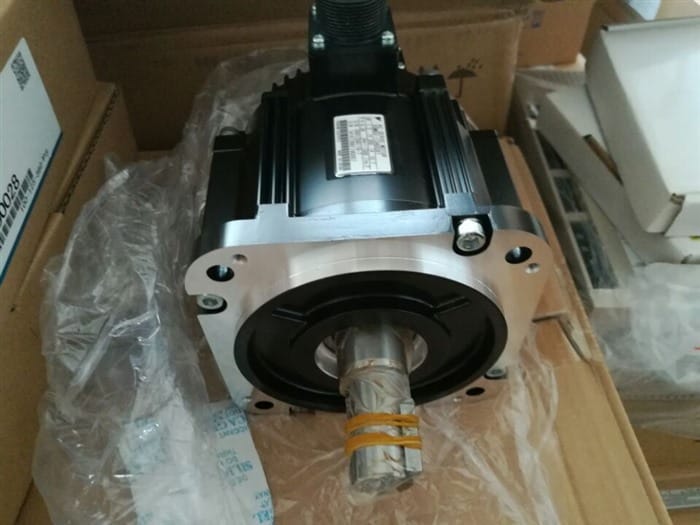 Модуль YASKAWA SGMGV-20ADC6C