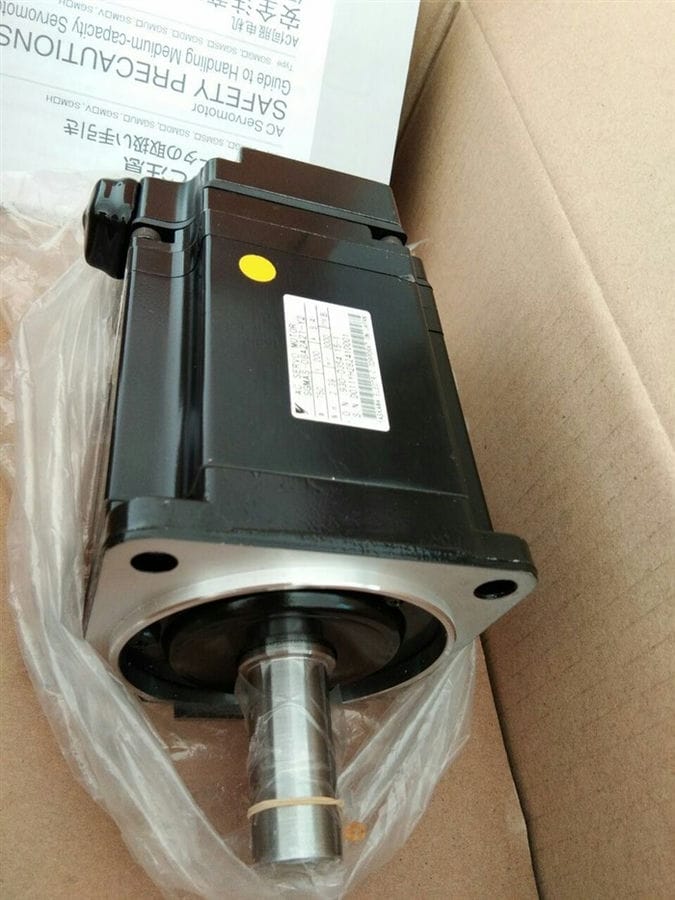 Модуль YASKAWA SGMAS-04ACA6C