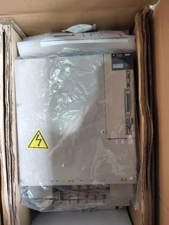 Модуль Yaskawa SGDV-370D01A