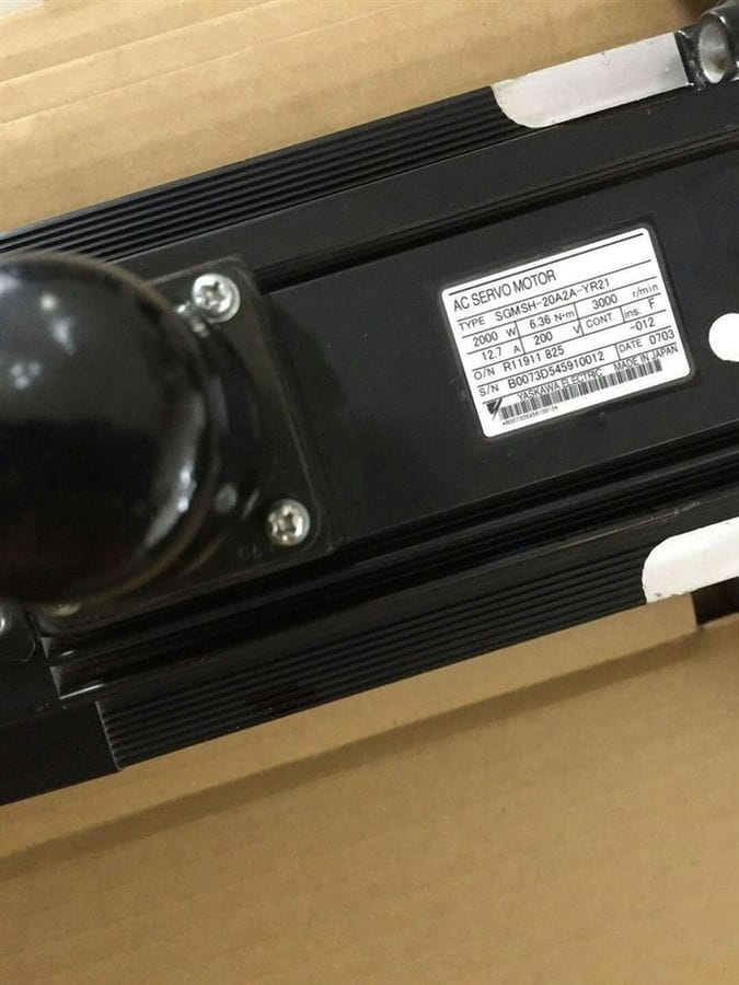 Модуль YASKAWA SGMSH-20A2A-YR21