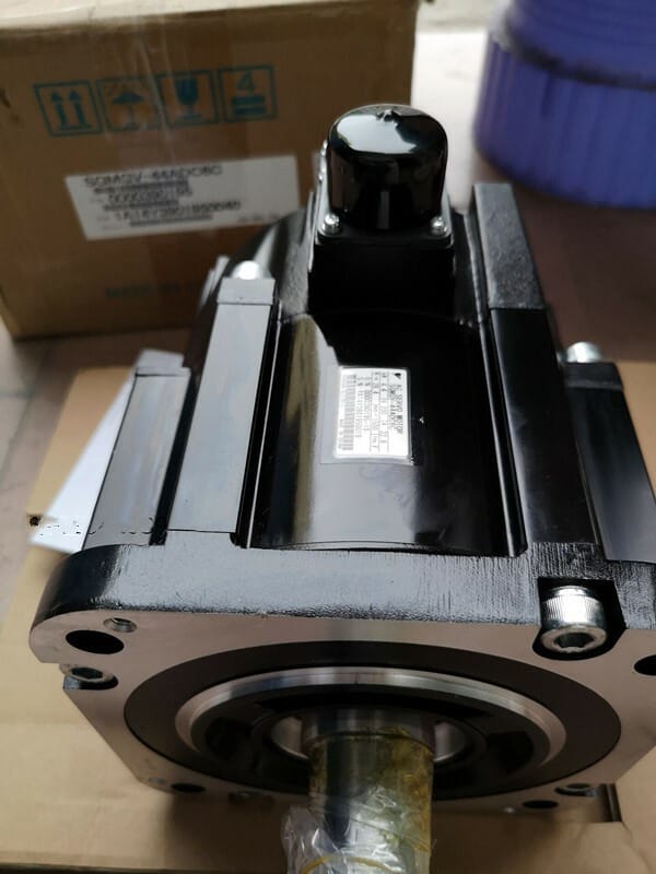 Модуль YASKAWA SGMGV-44ADC6C