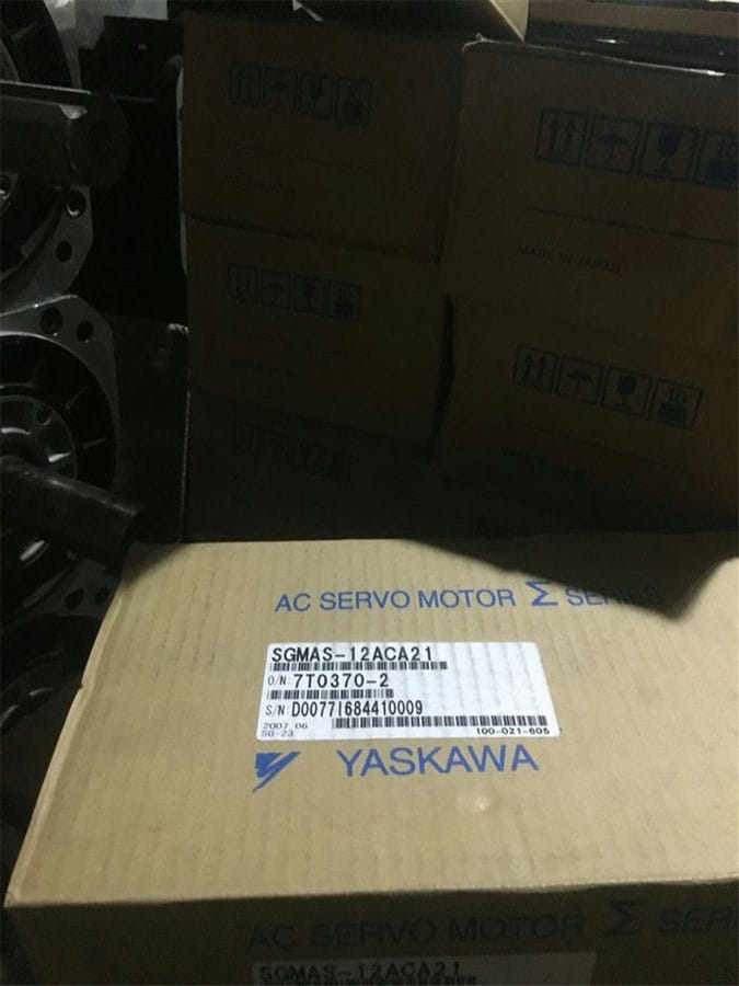 Модуль YASKAWA SGMAS-12ACA21