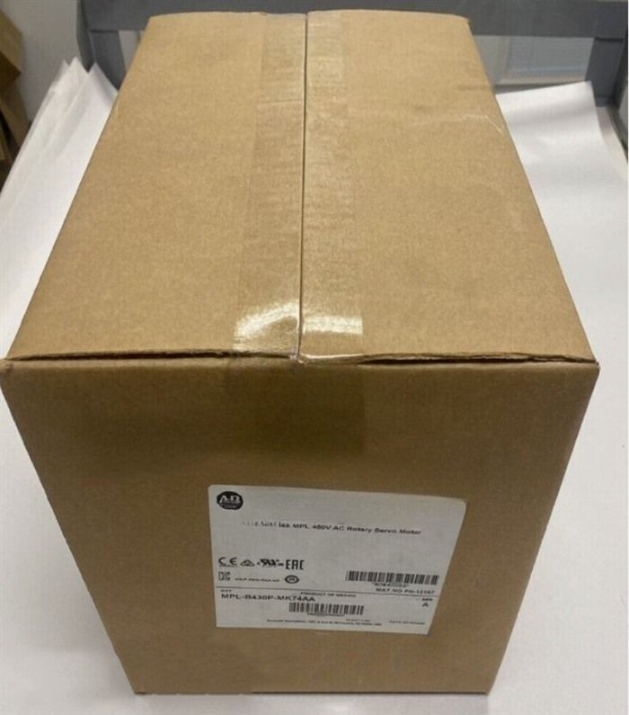 Модуль Allen-Bradley MPL-B430P-MK74AA
