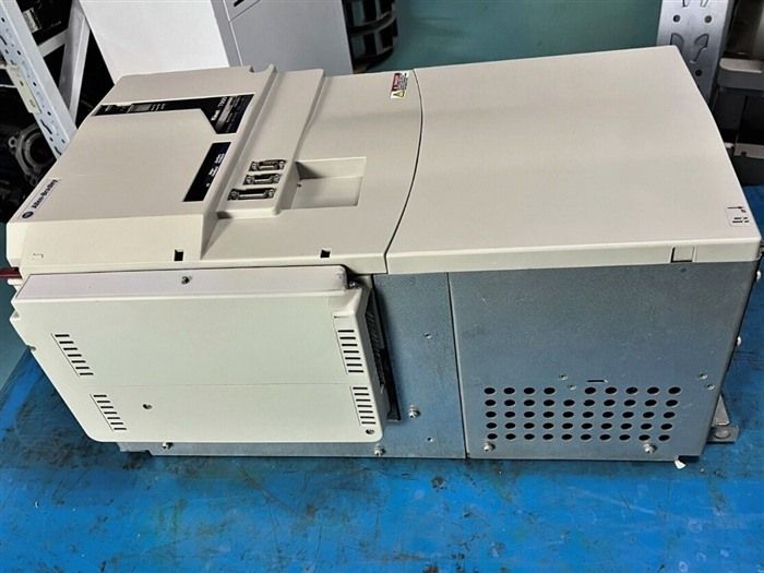 Модуль Allen-Bradley 2099-BM09-S
