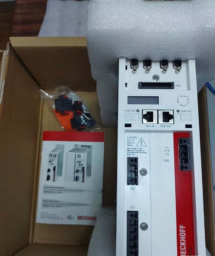 Модуль BECKHOFF AX5203-0000-0200 SERVO DRIVER AX520300000200