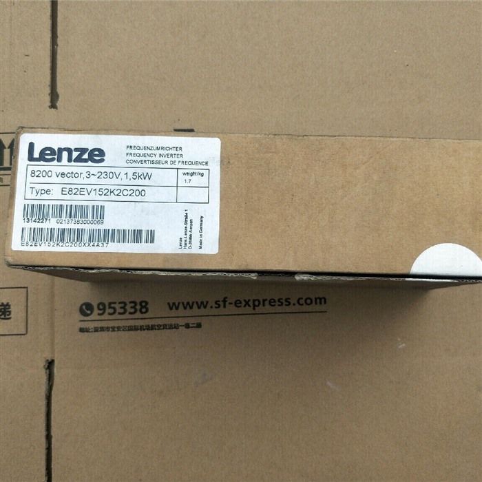 Модуль LENZE E82EV152K2C200