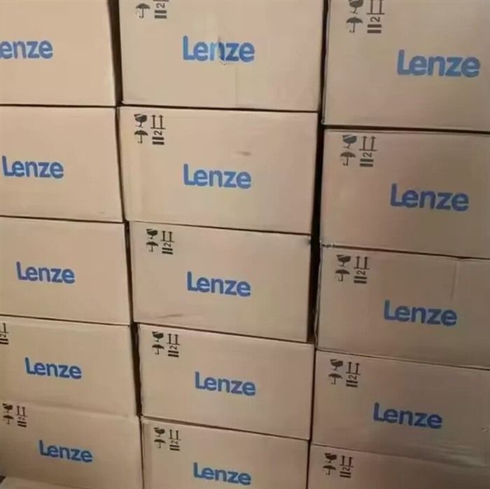 Модуль Lenze ESV183N04TXB