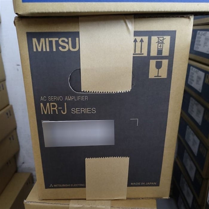 Модуль Mitsubishi MR-J3-500A4