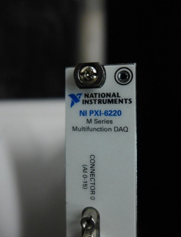 Модуль National Instruments PXI-6220