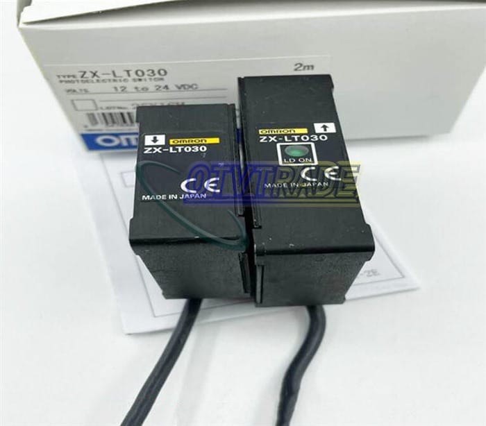 Модуль OMRON ZX-LT030 laser sensor ZX-LT030