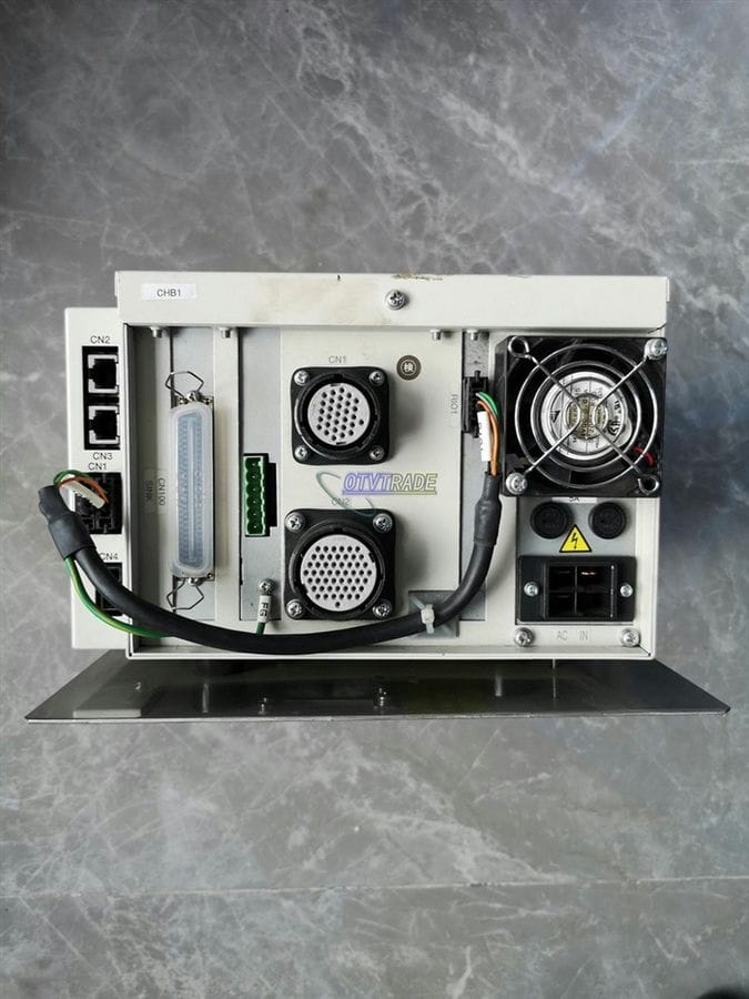 Модуль Mitsubishi CR1-571-SA12 Robot Controller