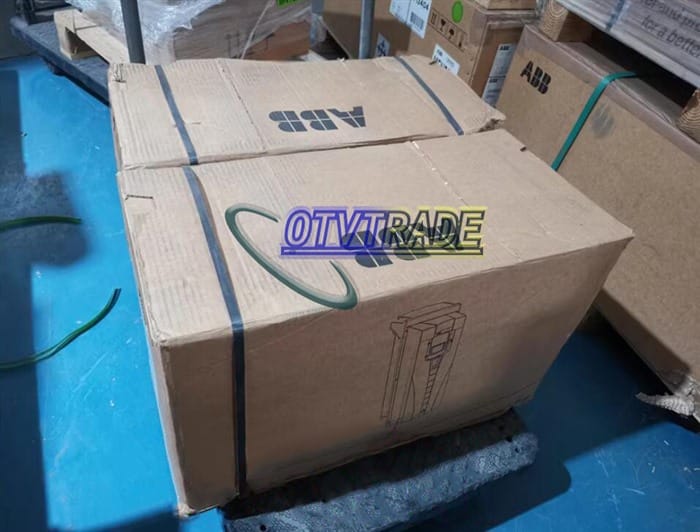 Модуль ABB ACH550-UH-125A-4 Inverter