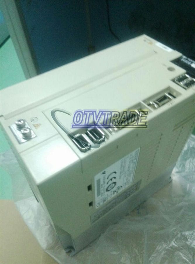 Модуль Yaskawa Servo Driver SGDS-15A12AY506-E