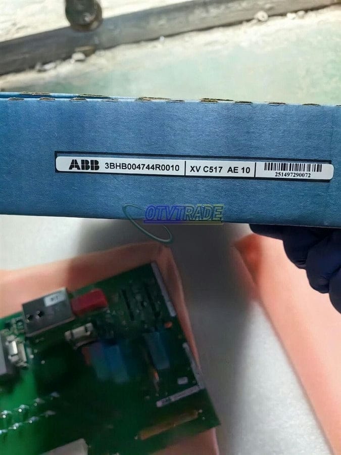 Модуль ABB 3BHB004744R0010 XVC517AE10 Module