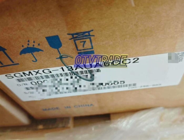 Модуль YASKAWA SERVO MOTOR SGMXG-13AUA6CC2