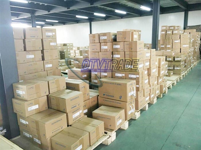 Модуль YASKAWA SERVO MOTOR SGMGV-1ED3A6C SGMGV1ED3A6C