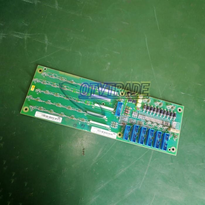 Модуль ABB DCS800 detection board 3ADT220090R0006 SDCS-PIN-51