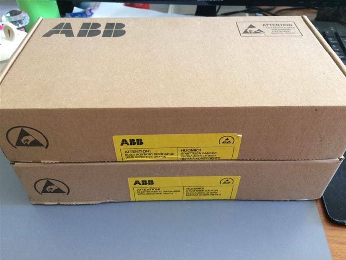 Модуль ABB FS300R12KE3/AGDR-81C IGBT+DRIVE