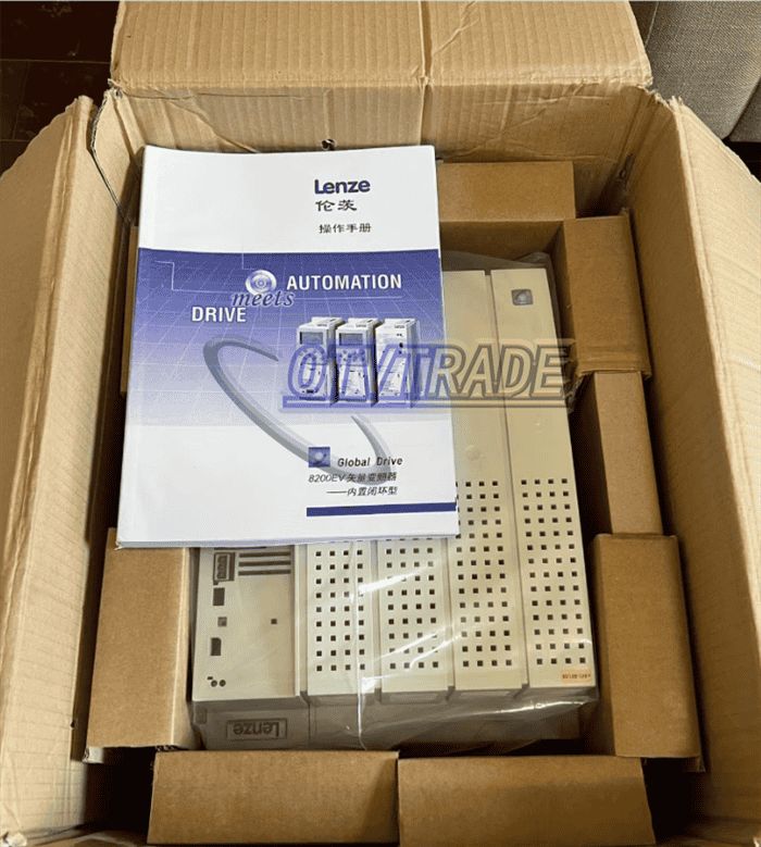 Модуль LENZE E82MV302_4B001 E82MV302-4B001 Frequency converter