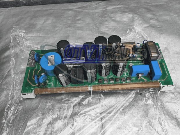 Модуль LENZE Frequency converter 9326LP.5C